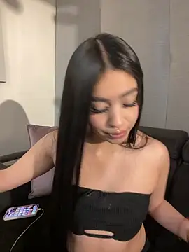 Snapshot of Cristina_pinkk chatting on 10.10.25 Cristina pinkk online show from 10.10.25