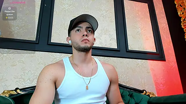 Snapshot of GrantBlake chatting on 02.12.26 GrantBlake online show from 02.12.26