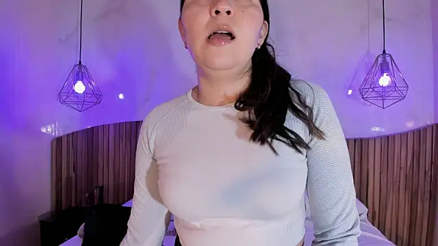 Snapshot of AlissaJoness chatting on 02.02.26 AlissaJoness online show from 02.02.26