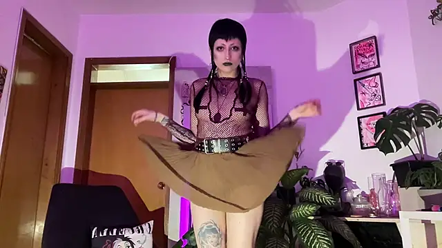 ELENA UMBRA online show from 11.27.25