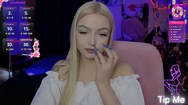 LinaLirian online show from 05.25.26