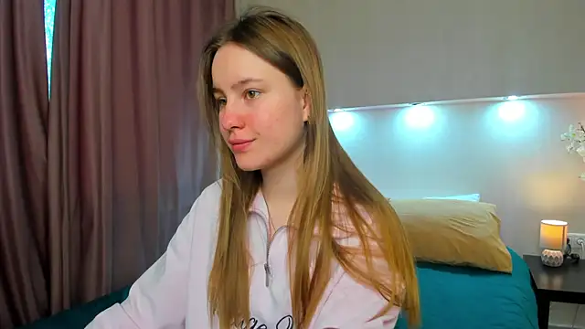 Candy Cansew online show from 09.11.25