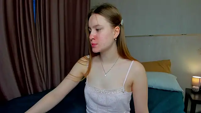 Candy Cansew online show from 09.25.25