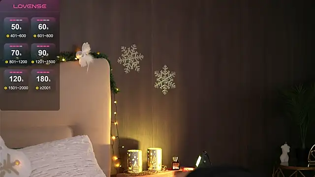 ChloeDevine online show from 12.02.25