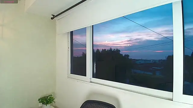  Victoria Collins online show from 11.20.25