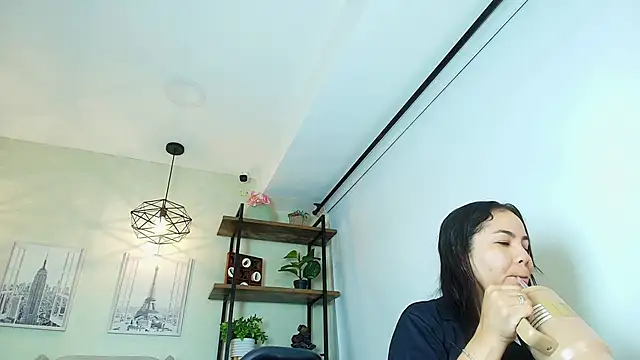  Victoria Collins online show from 02.19.26