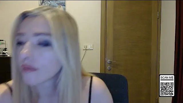 Wild Silk Desire online show from 11.06.25