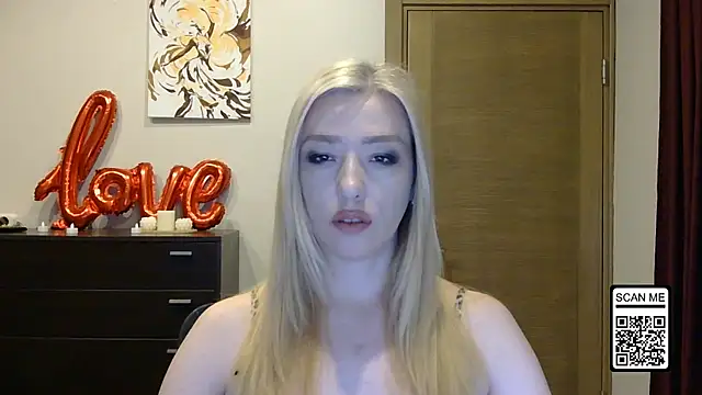 Wild Silk Desire online show from 04.05.26