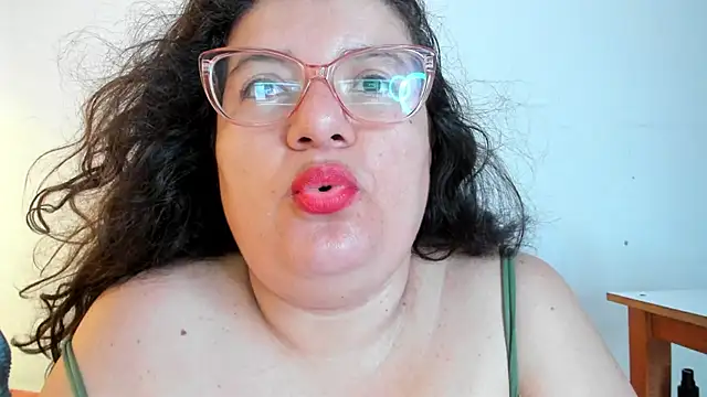 Snapshot of mystery_psique chatting on 04.01.26 mystery psique online show from 04.01.26