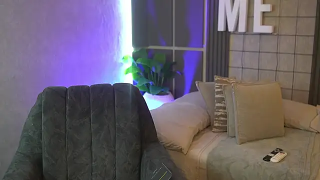 Susan wall online show from 09.22.25