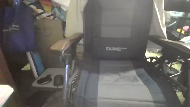 Snapshot of Lovyourpuss chatting on 04.04.26 Lovyourpuss online show from 04.04.26