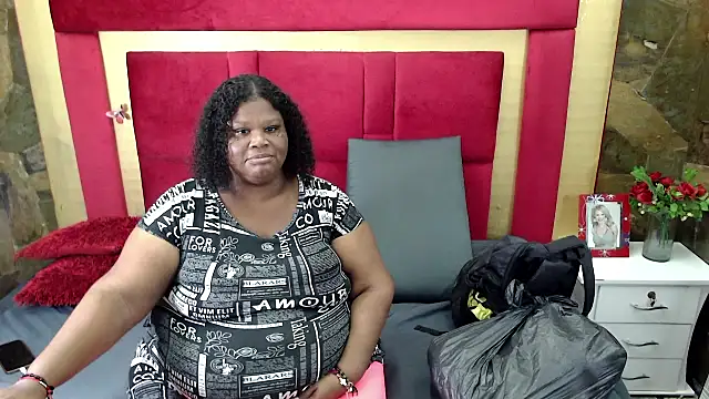 Exoticbigmandy online show from 10.16.25