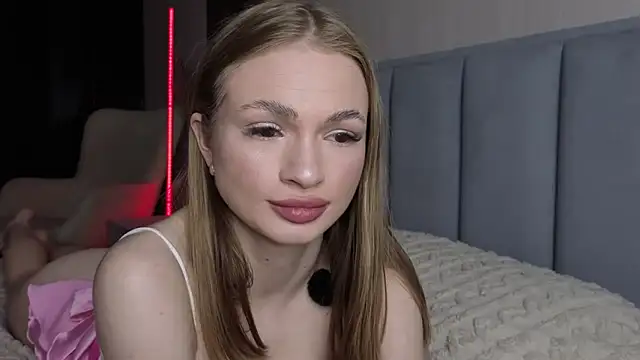 Snapshot of Pussyya777 chatting on 04.27.26 Pussyya777 online show from 04.27.26