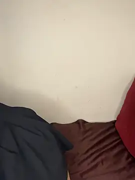 Scarlett 1819 online show from 04.18.26