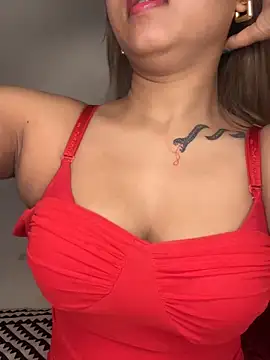 Snapshot of Scarlett_1819 chatting on 05.30.26 Scarlett 1819 online show from 05.30.26