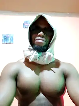 Snapshot of naughty_thick chatting on 03.22.25 naughty thick online show from 03.22.25