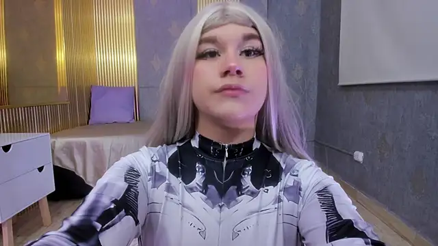 Snapshot of ocean_tay chatting on 11.19.25 ocean tay online show from 11.19.25