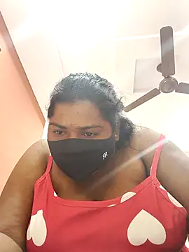 Liyaa 24 online show from 04.04.26