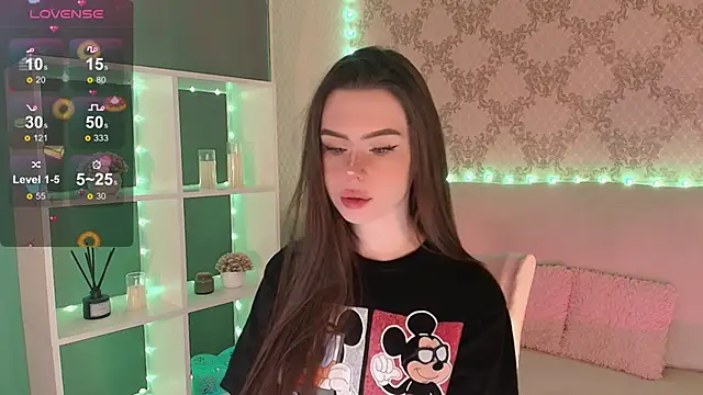 Snapshot of HolyMiax chatting on 02.05.26 HolyMiax online show from 02.05.26