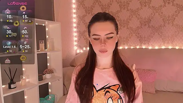 Snapshot of HolyMiax chatting on 02.17.26 HolyMiax online show from 02.17.26