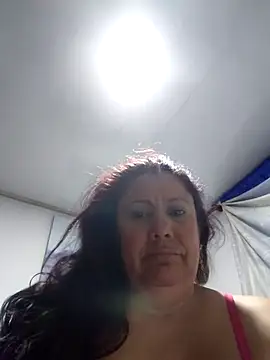 Snapshot of EmmaJhomson chatting on 06.24.26 EmmaJhomson online show from 06.24.26