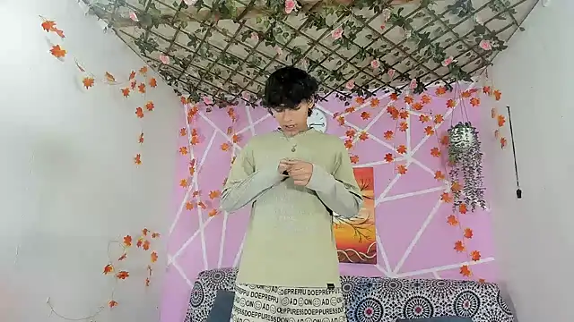 Bastian boyshot77 online show from 12.17.25