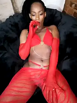 Snapshot of chocolatehotwife chatting on 04.08.26 chocolatehotwife online show from 04.08.26