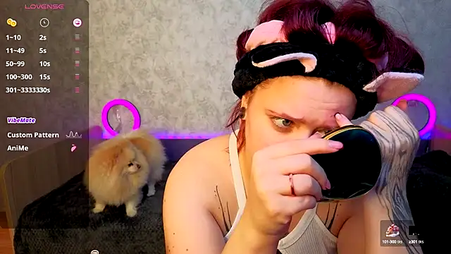 Snapshot of Mini_Lady1 chatting on 09.18.25 Mini Lady1 online show from 09.18.25