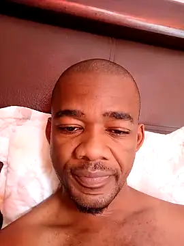 Snapshot of delacream1 chatting on 10.02.25 delacream1 online show from 10.02.25