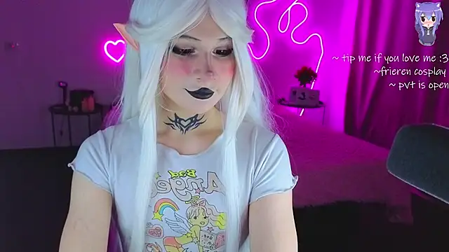 Snapshot of your_little_eva chatting on 02.06.26 your little eva online show from 02.06.26