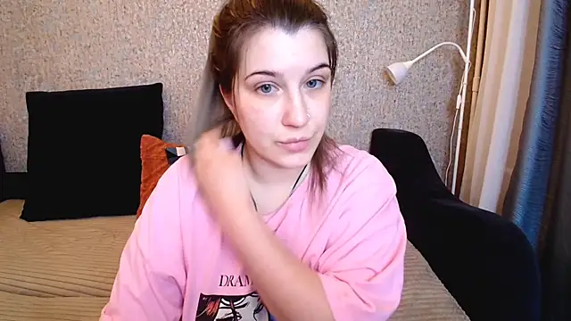 CherryZlata online show from 12.19.25