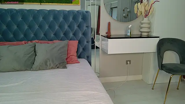 Snapshot of SiennaPierce chatting on 02.25.26 SiennaPierce online show from 02.25.26