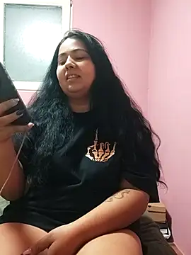 Snapshot of Melissa10 chatting on 11.25.25 Melissa10 online show from 11.25.25