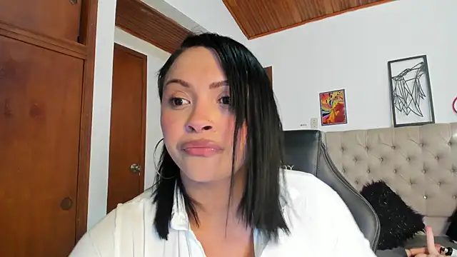 VeronicaBrun online show from 09.16.25