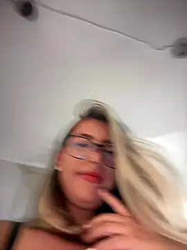 sara calderon online show from 09.13.25