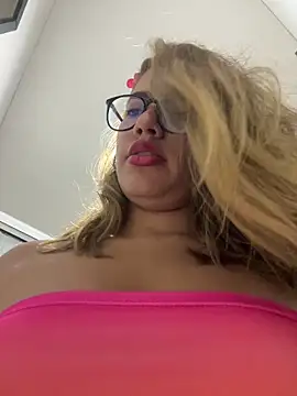 sara calderon online show from 09.26.25