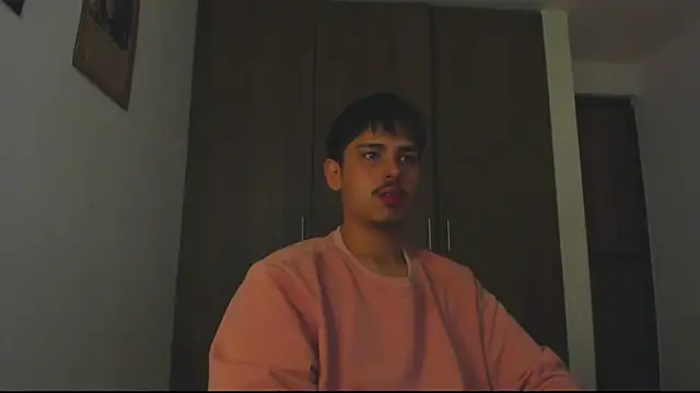 Snapshot of Maximo_Miller chatting on 12.03.25 Maximo Miller online show from 12.03.25