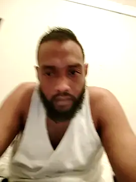 Snapshot of kulliguy chatting on 11.21.25 kulliguy online show from 11.21.25