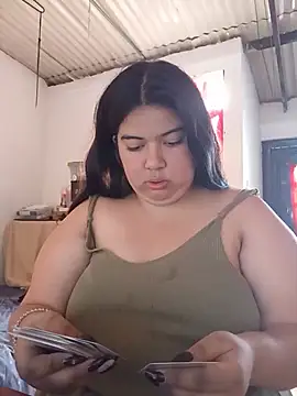 Snapshot of sultana_mihrima chatting on 06.25.26 sultana mihrima online show from 06.25.26