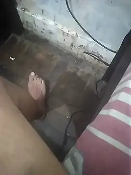 Snapshot of GuilhermeYuree chatting on 11.19.25 GuilhermeYuree online show from 11.19.25