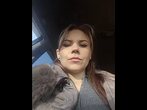 YOURLIKAA online show from 12.03.25