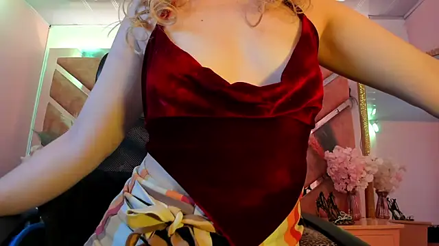 Snapshot of Pamela_Squirtt chatting on 06.19.26 Pamela Squirtt online show from 06.19.26