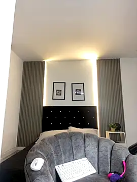 ashlycarteer online show from 09.11.25