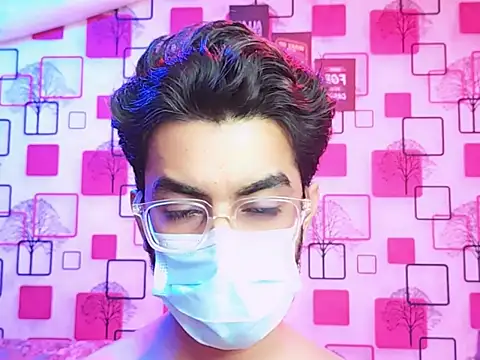 Snapshot of ChiseledCharm chatting on 10.26.25 ChiseledCharm online show from 10.26.25