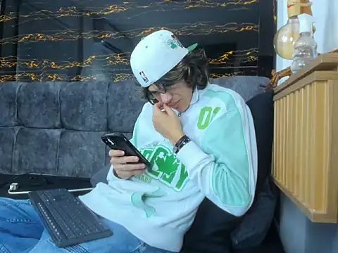 Diamond twink online show from 02.18.26