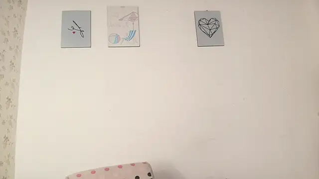 Snapshot of celeste_moonx chatting on 09.12.25 celeste moonx online show from 09.12.25