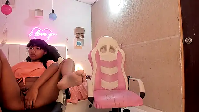 Snapshot of Andre_lezcano chatting on 10.19.25 Andre lezcano online show from 10.19.25