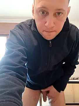 Snapshot of Alessio1987 chatting on 02.25.26 Alessio1987 online show from 02.25.26