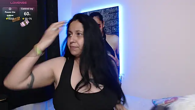 Snapshot of holydeath_1 chatting on 10.02.25 holydeath 1 online show from 10.02.25