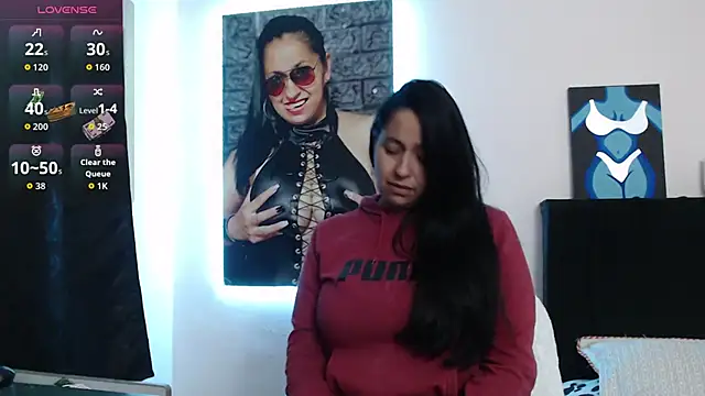 Snapshot of holydeath_1 chatting on 10.24.25 holydeath 1 online show from 10.24.25